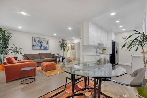 Photo of 1730 Camino Palmero St #308, Los Angeles, CA 90046 (MLS # SR26006369)