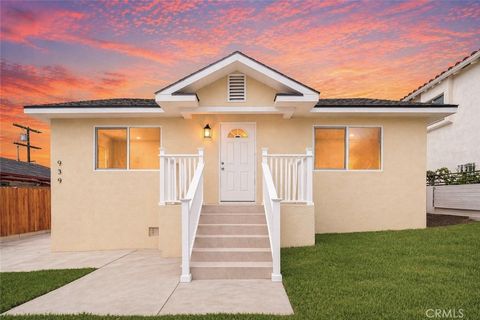 Photo of 939 White Knoll Drive, Los Angeles, CA 90012 (MLS # AR26081904)