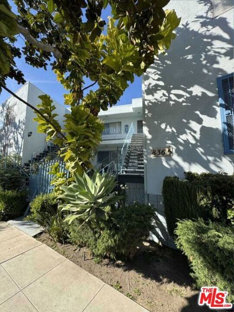 Photo of 8365 Gregory Way #B, Beverly Hills, CA 90211 (MLS # 26651163)