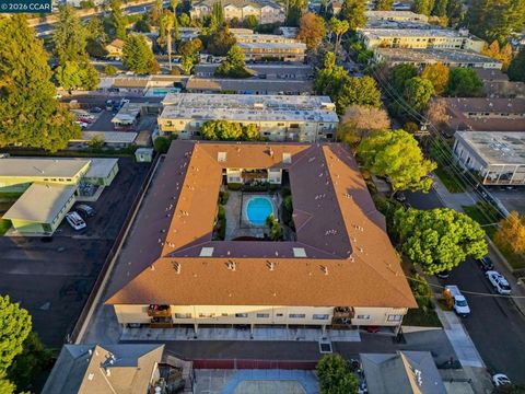 Photo of 315 E Okeefe St St, East Palo Alto, CA 94303 (MLS # 41122067)