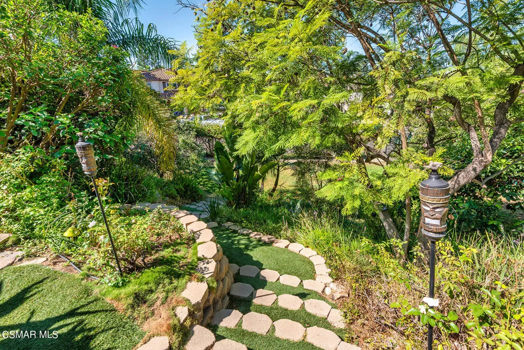 Simi Valley, California 93065, United States, 6 Bedrooms Bedrooms, ,6 BathroomsBathrooms,Residential,Active,138044