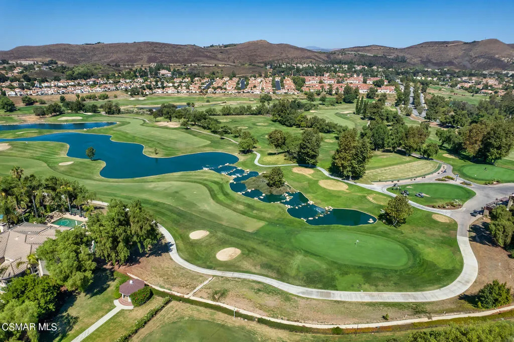 Simi Valley, California 93065, United States, 6 Bedrooms Bedrooms, ,6 BathroomsBathrooms,Residential,Active,138044