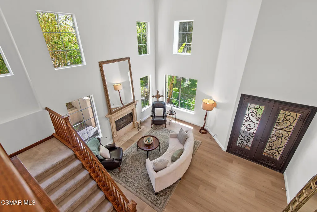 Simi Valley, California 93065, United States, 6 Bedrooms Bedrooms, ,6 BathroomsBathrooms,Residential,Active,138044