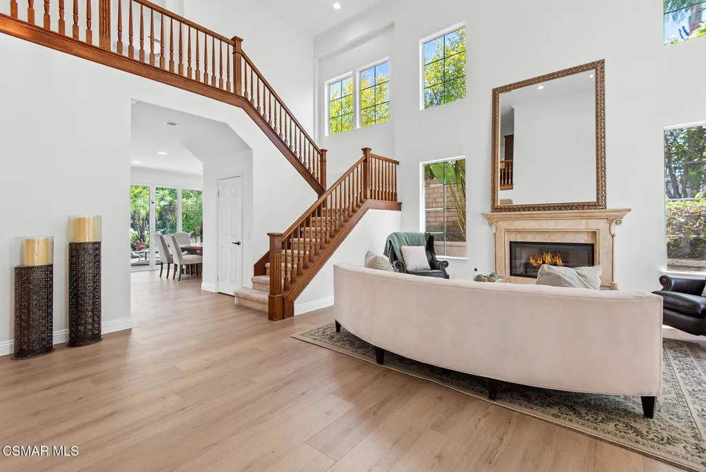 Simi Valley, California 93065, United States, 6 Bedrooms Bedrooms, ,6 BathroomsBathrooms,Residential,Active,138044