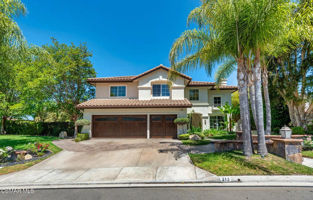 Simi Valley, California 93065, United States, 6 Bedrooms Bedrooms, ,6 BathroomsBathrooms,Residential,Active,138044