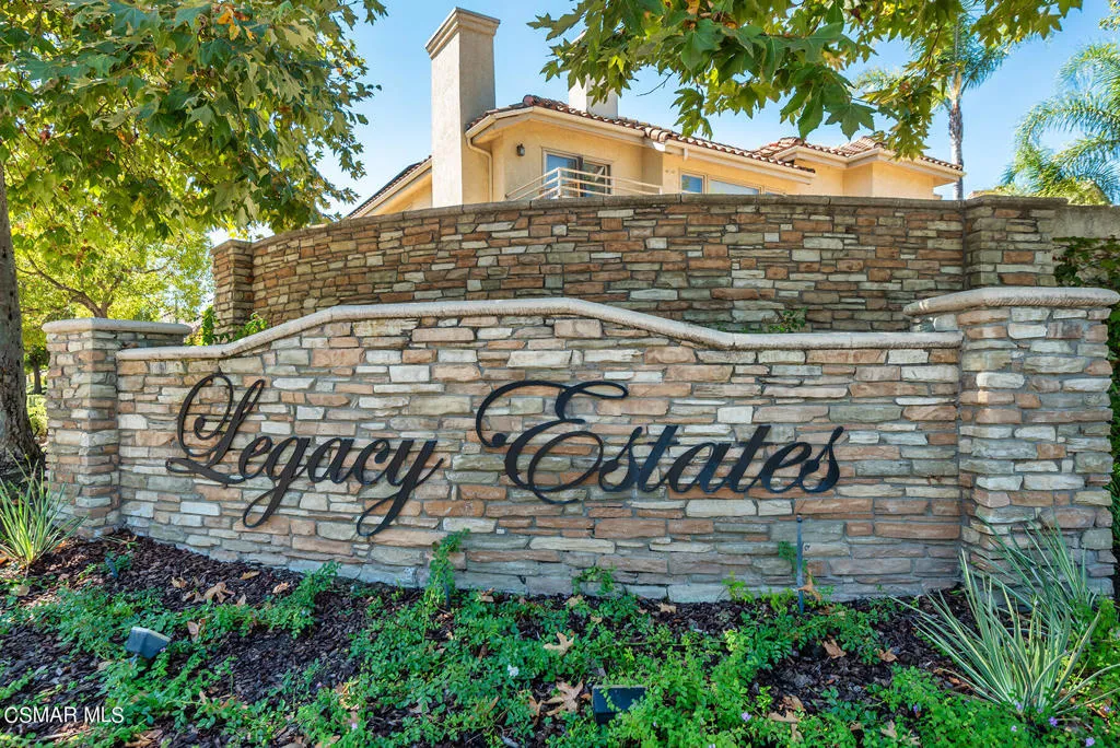 Simi Valley, California 93065, United States, 6 Bedrooms Bedrooms, ,6 BathroomsBathrooms,Residential,Active,138044