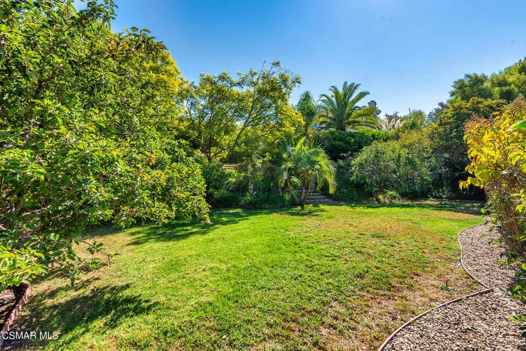 Simi Valley, California 93065, United States, 6 Bedrooms Bedrooms, ,6 BathroomsBathrooms,Residential,Active,138044