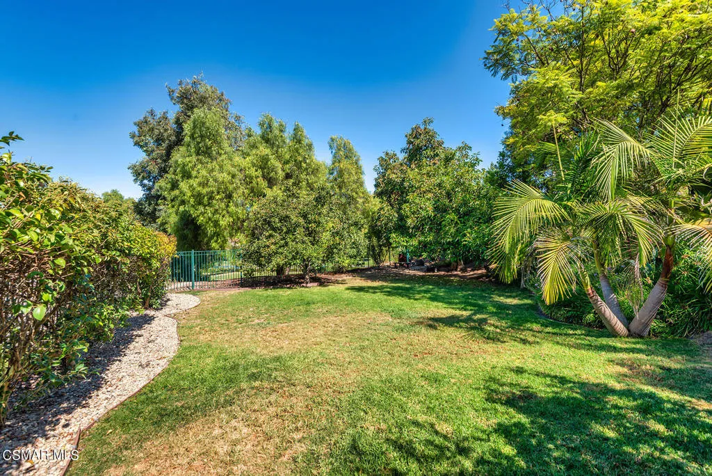 Simi Valley, California 93065, United States, 6 Bedrooms Bedrooms, ,6 BathroomsBathrooms,Residential,Active,138044