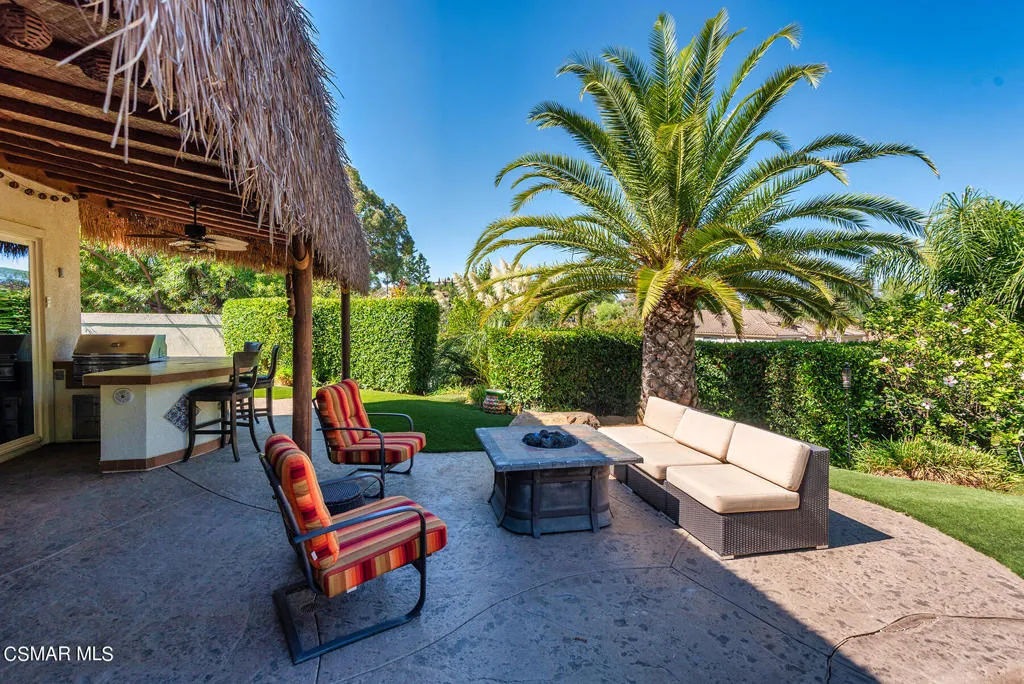 Simi Valley, California 93065, United States, 6 Bedrooms Bedrooms, ,6 BathroomsBathrooms,Residential,Active,138044