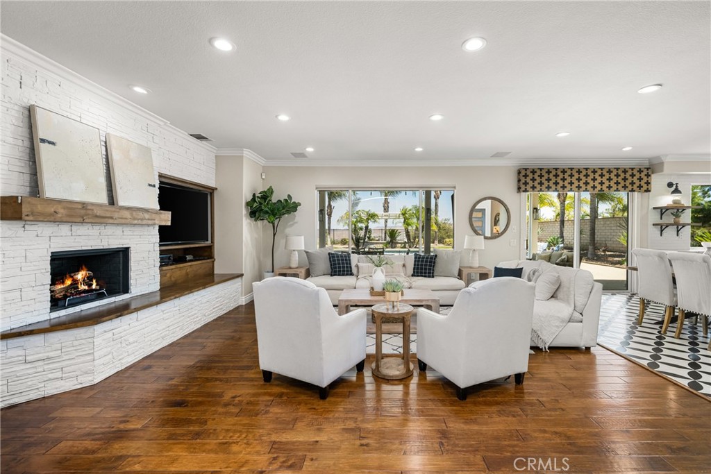 3959 Paseo La Cresta