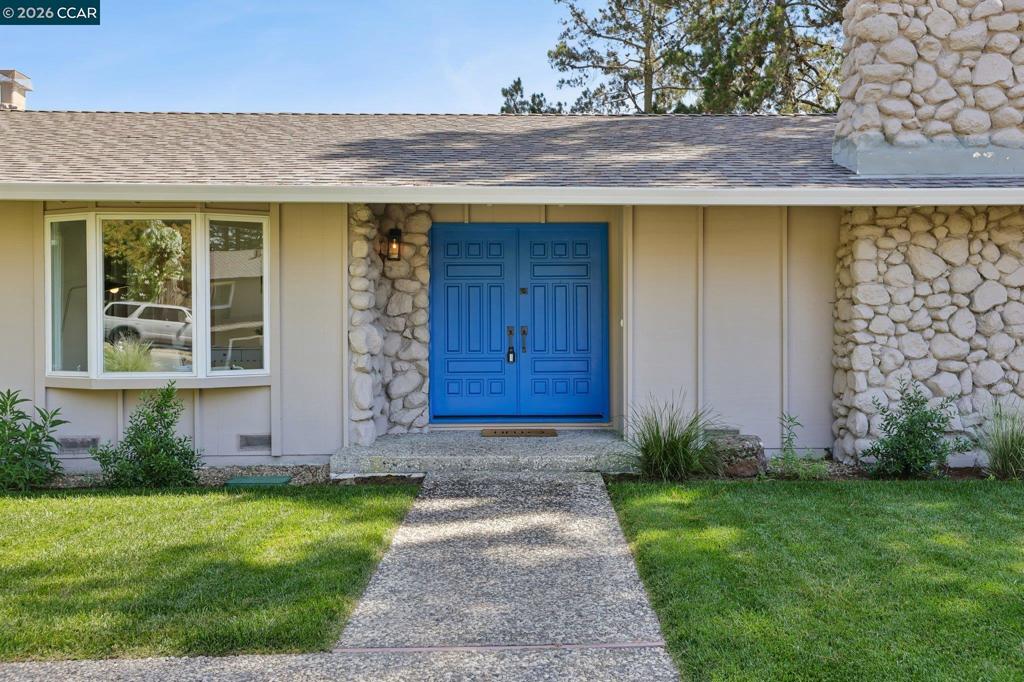 445 Kingsford Dr