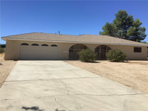 Photo of 17035 Deodar ST, Hesperia, CA 92345 (MLS # HD26179648)