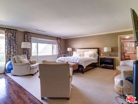 Tiny photo for 322 N June Street, Los Angeles, CA 90004 (MLS # 25598861)