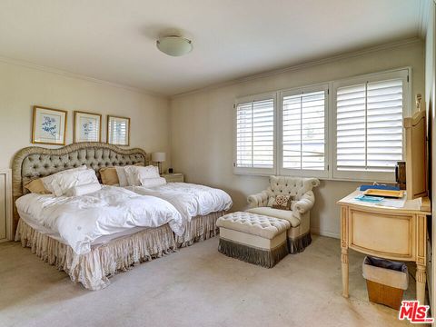 Tiny photo for 322 N June Street, Los Angeles, CA 90004 (MLS # 25598861)