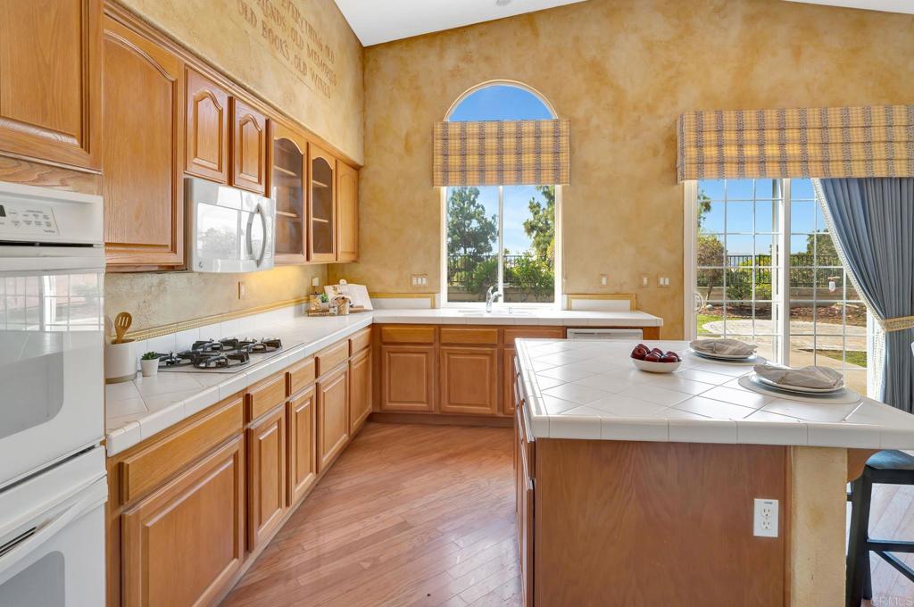 987 PALENCIA CT