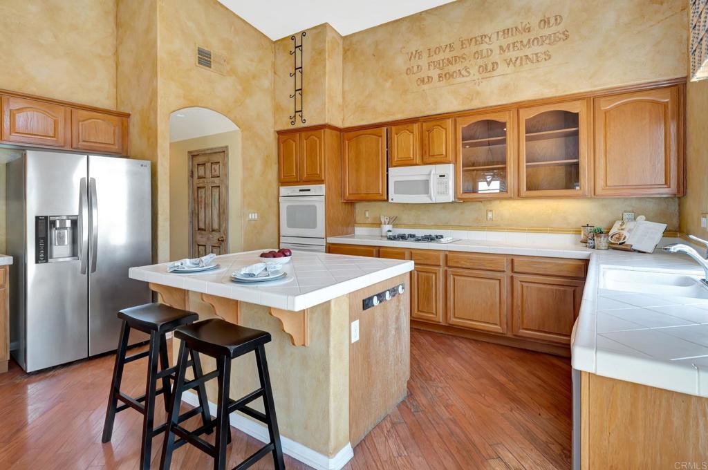 987 PALENCIA CT