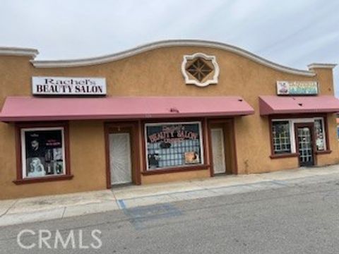 Photo of 318 S Pico Ave, San Jacinto, CA 92583 (MLS # CV26048886)