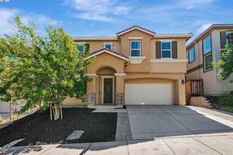 Photo of 2708 Rio Seco Dr Dr, Bay Point, CA 94565 (MLS # 41111965)