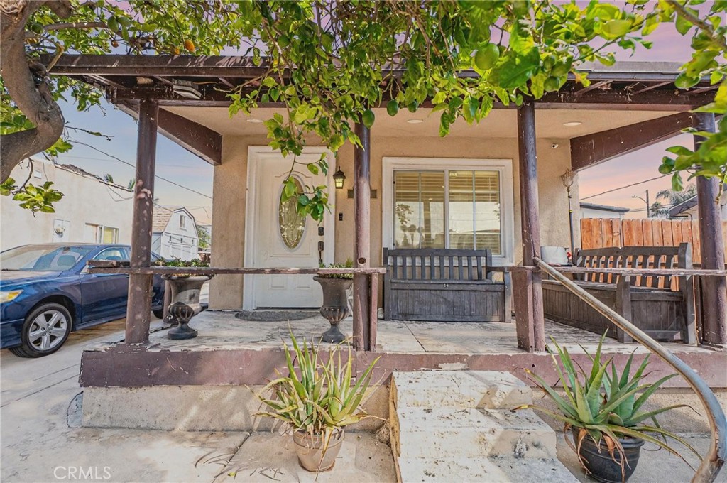 Officially listed!! Two units in the beautiful city of Bell Gardens, this property presents a compelling investment opportunity. Unit 7214 Perry is a 4-bedroom, 1-bath unit with a laundry room. It features a newly constructed custom driveway with rear access to the property and access to both backyards for RV parking. Electrical and plumbing have been updated, and a 2-ton mini-split in the living room provides heating and cooling throughout the home. Unit 7216 was completely remodeled last year. This 2-bedroom, 1-bath unit offers a new kitchen with quartz countertops, updated electrical and plumbing, a new bathroom, and central A/C throughout. Located right on the border of Downey, CA, the property is within walking distance to schools, parks, and shopping amenities. Hurry—this opportunity won't last long!
Public records show this Two Units property as a combined total 4 bedrooms and 2 baths. Seller, Broker and Broker's agents do not represent or guarantee the accuracy of the square footage, bedroom/bathroom count, lot size or lot lines, permitted or un-permitted spaces. Buyer(s) & Buyer's agents are advised to independently verify the accuracy of all info and to do their own due diligence.