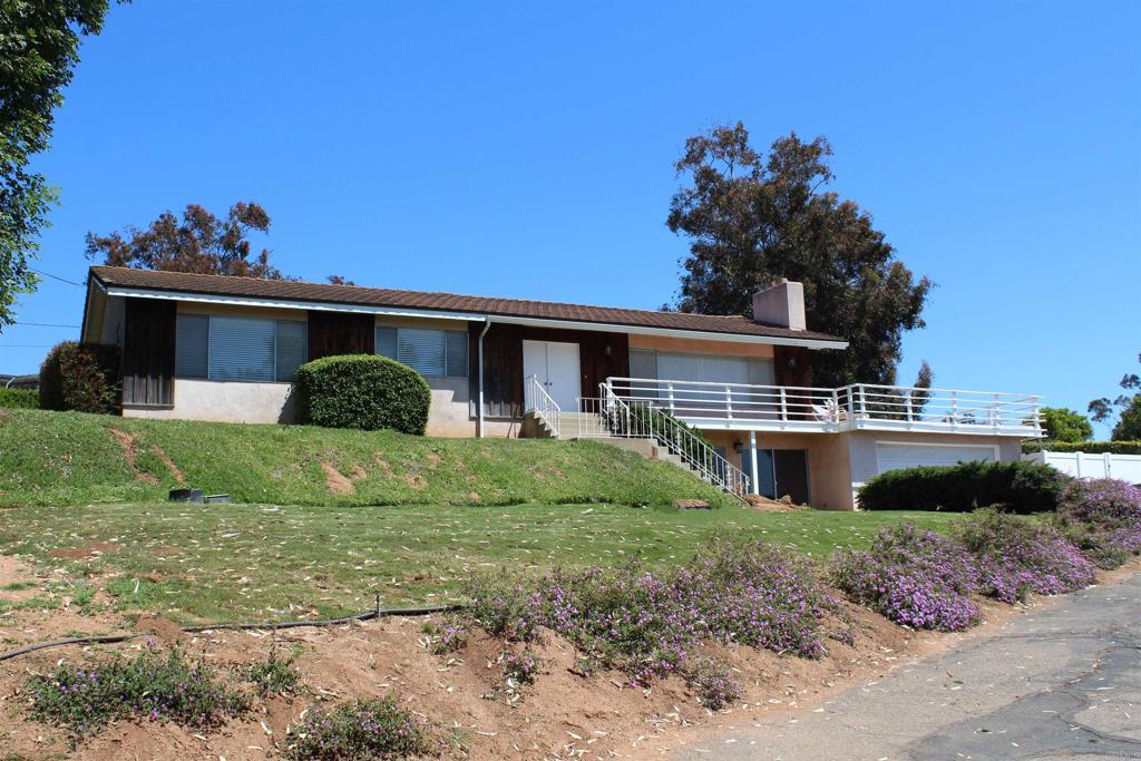 11437 Valle Vista Drive