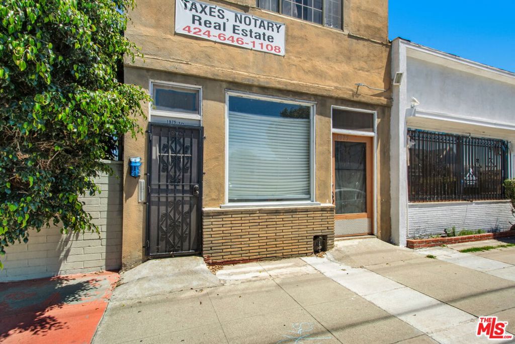 1975 W 48th Street