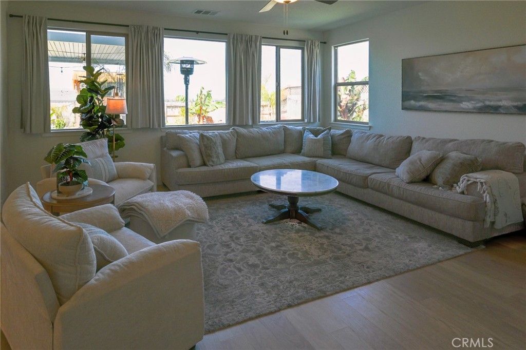 1104 Sunridge