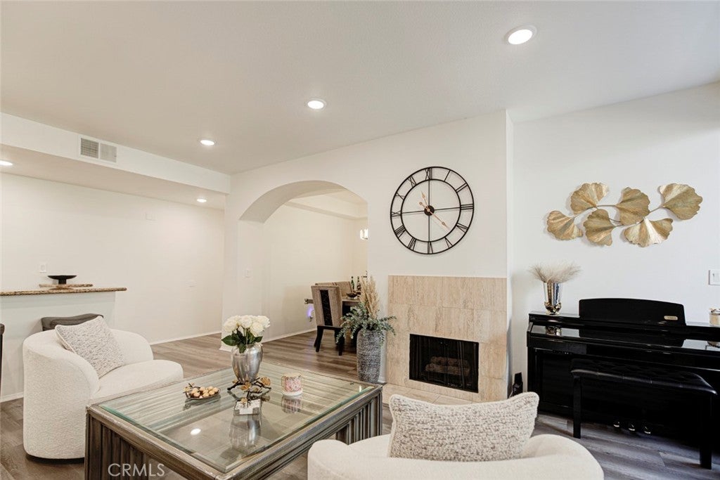 511 N Jackson 101