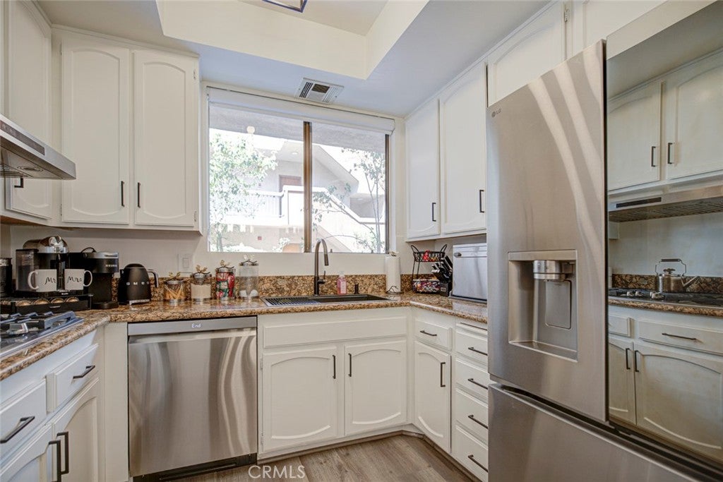 511 N Jackson 101
