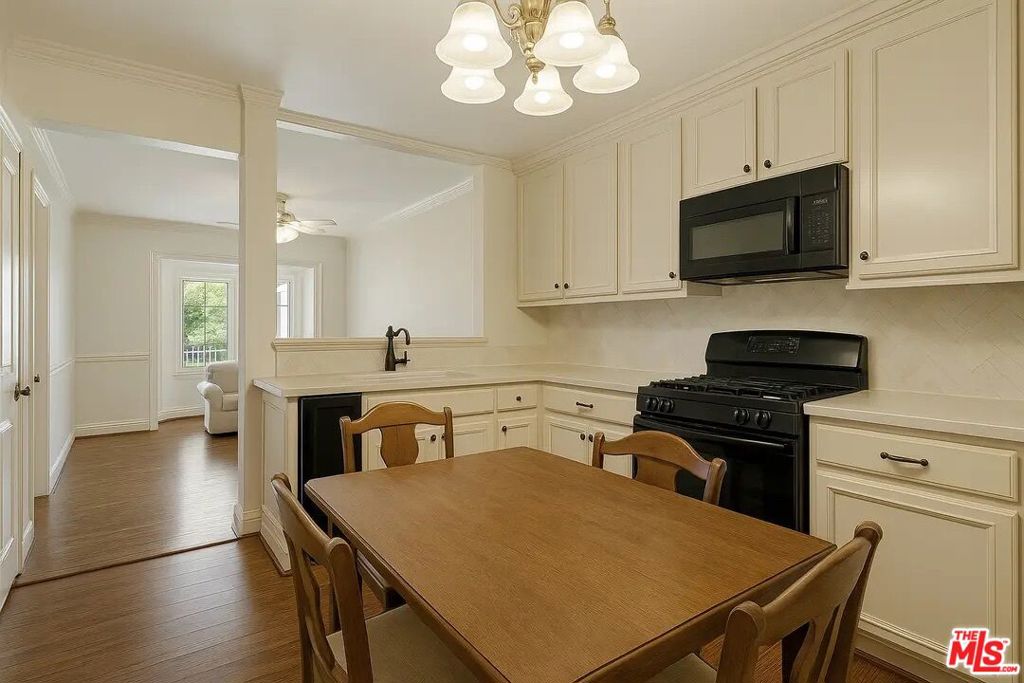 21620 Burbank Boulevard 9