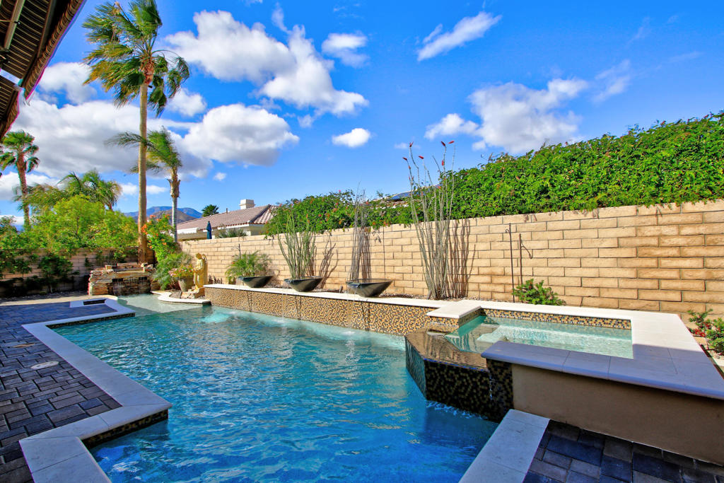 Renaissance - Residential