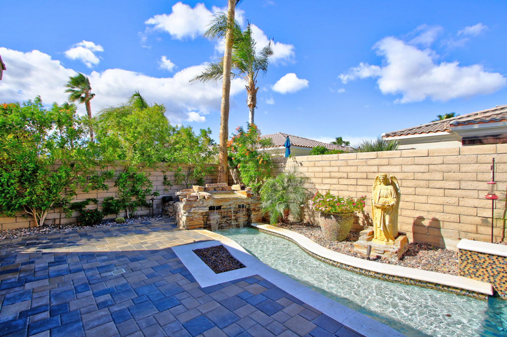 Renaissance - Residential