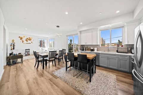 1055 S Serrano Avenue 305 Los Angeles CA 90006