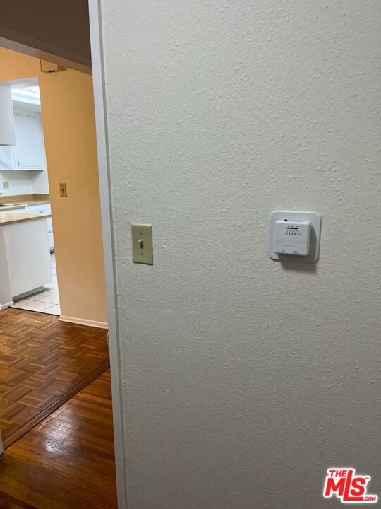 5832 Bowcroft Street 4