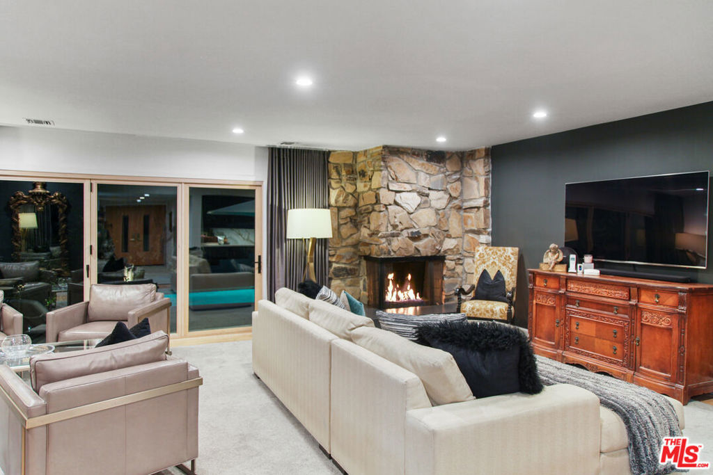 3584 Sepulveda Boulevard