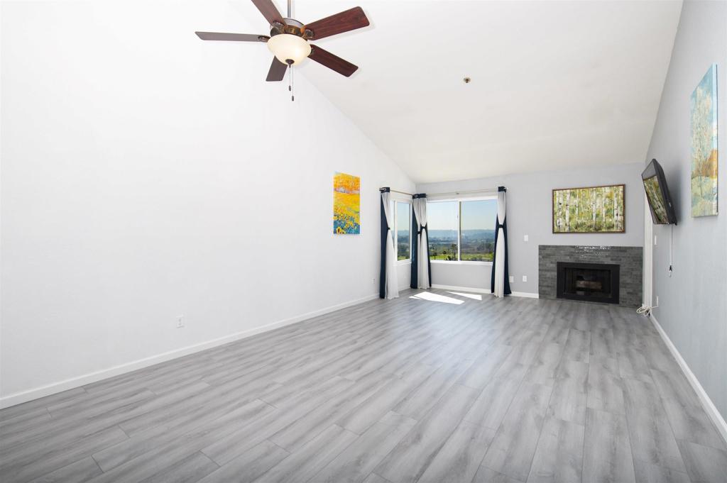 11255 Tierrasanta Blvd. 124