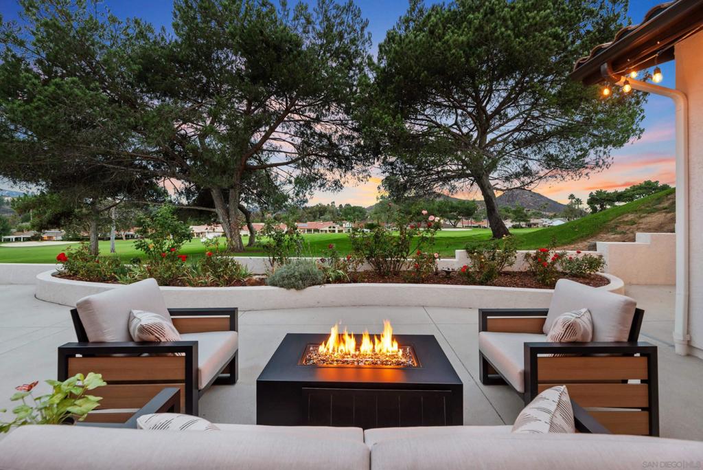 17976 17978 Sencillo Ln