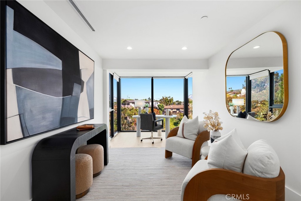 Corona del Mar North of PCH (CNHW) - Residential Lease