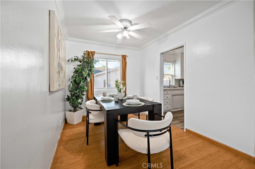 1227 E 1st 2F