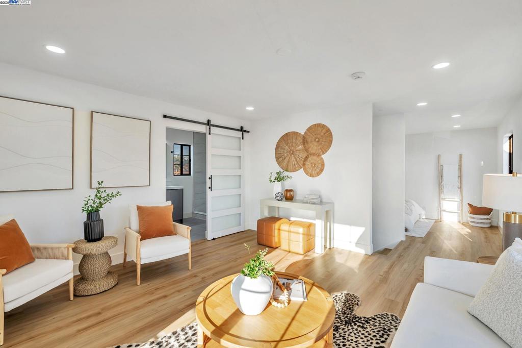 SAN LORENZO VILG - Residential