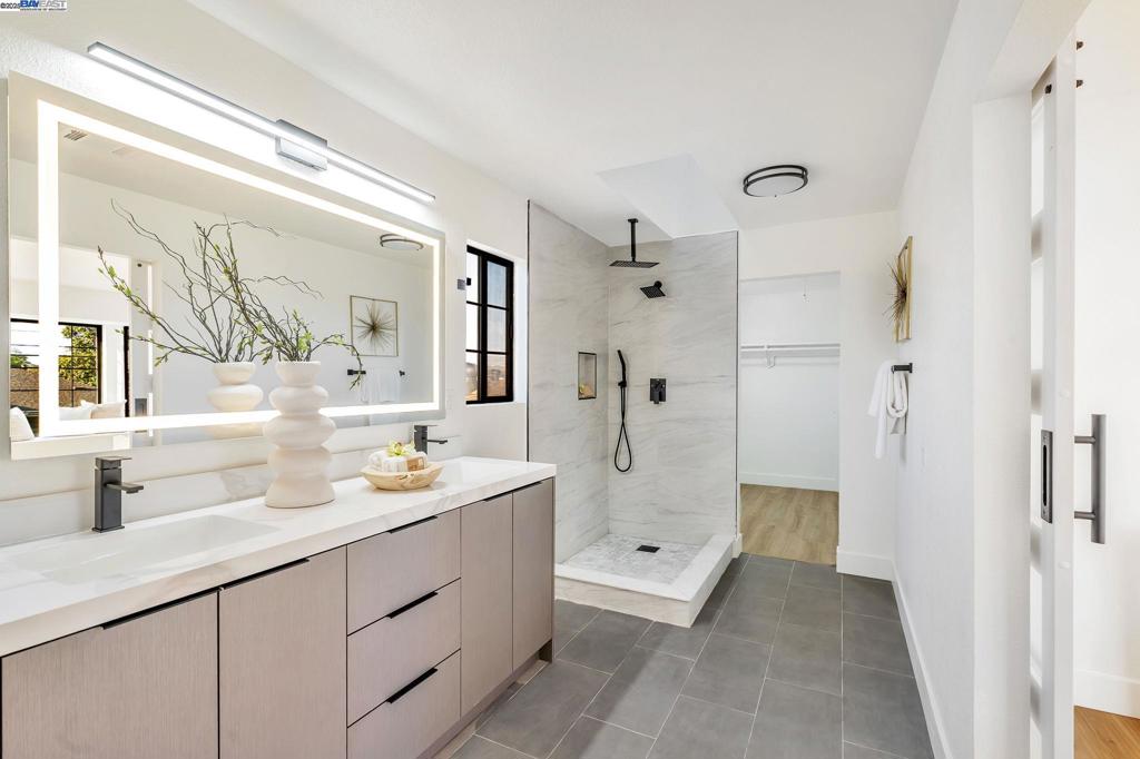 SAN LORENZO VILG - Residential