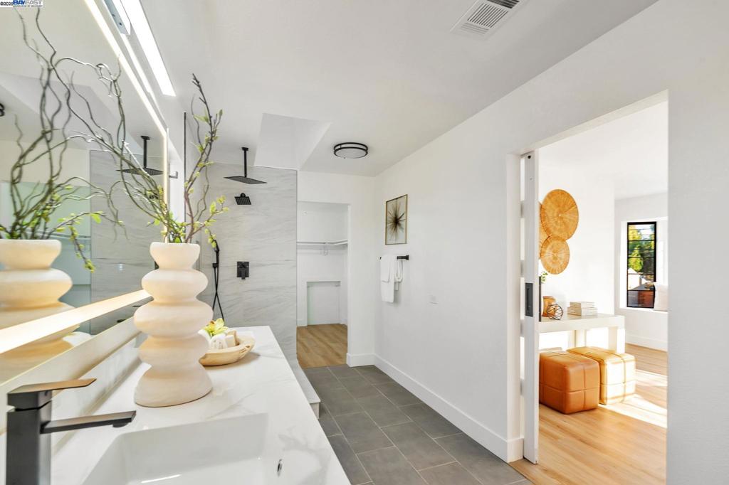 SAN LORENZO VILG - Residential