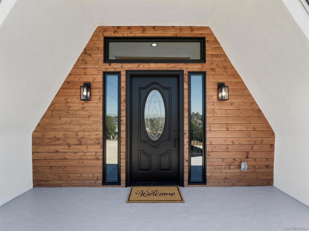 6937 Madrone