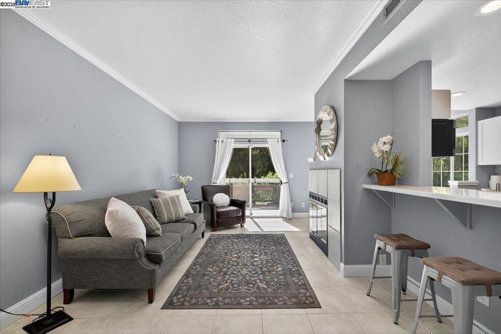 CANYON MEADOWS - Residential