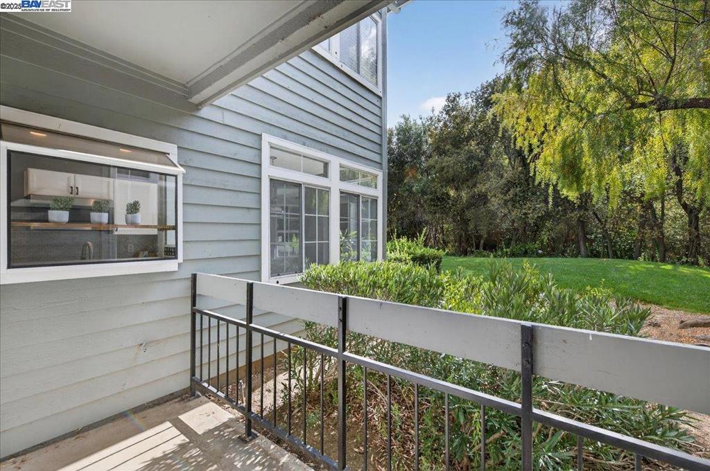 CANYON MEADOWS - Residential