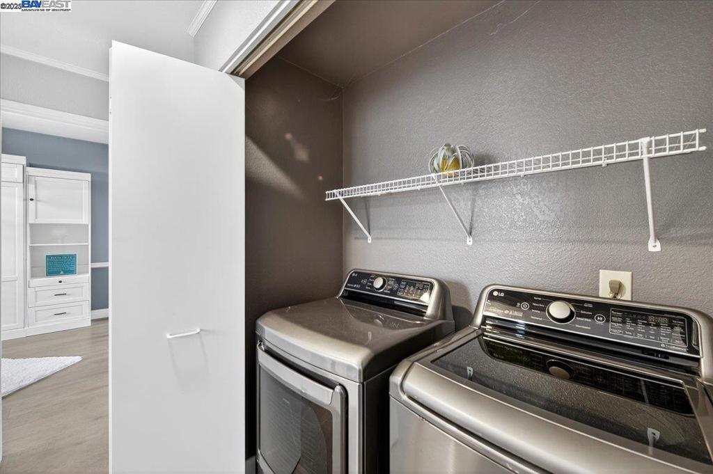 CANYON MEADOWS - Residential