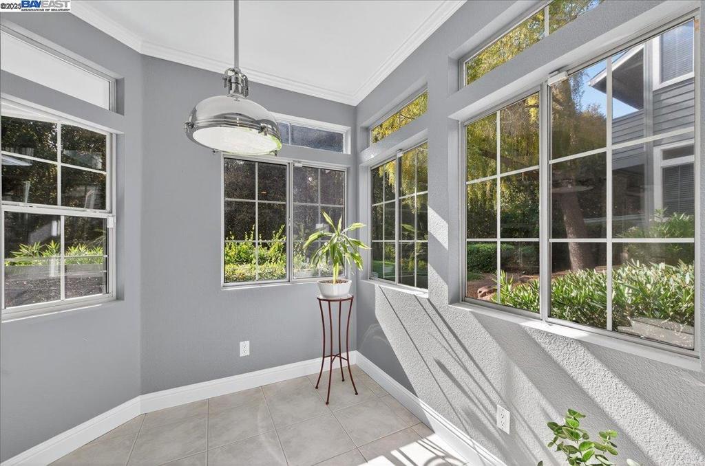 CANYON MEADOWS - Residential