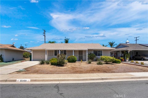 Photo of 29400 Thornhill Drive, Menifee, CA 92586 (MLS # SW26115959)