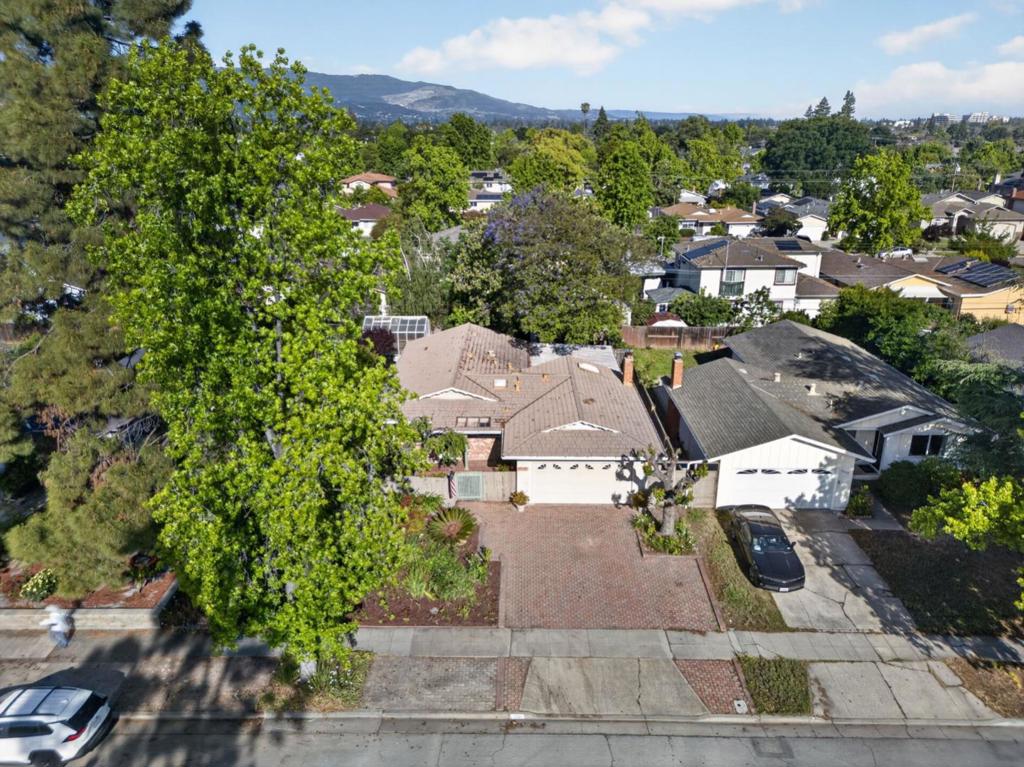 1031 Miller Avenue