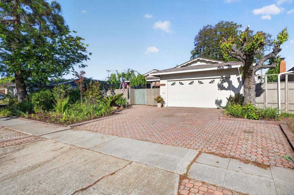 1031 Miller Avenue