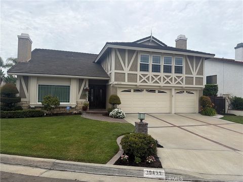Photo of 20430 Via Cristal, Yorba Linda, CA 92886 (MLS # PW26148671)